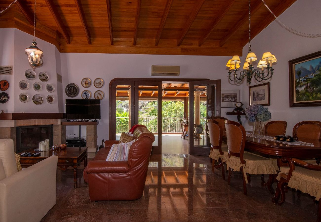 Casa en Mogán - GC0280 Villa con piscina privada en El Sao, Arguineguín