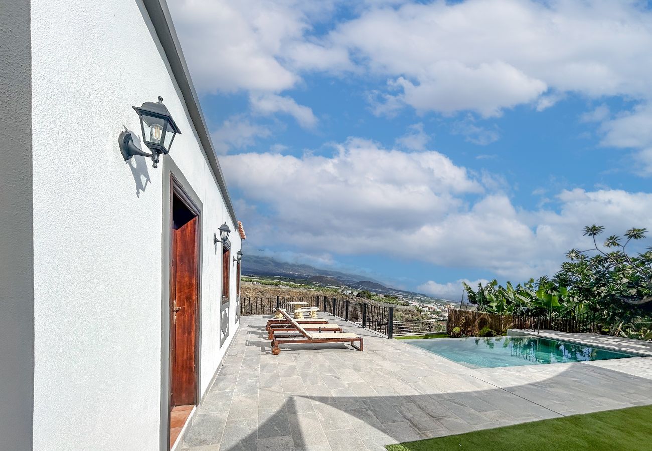 Casa rural en Tazacorte - LP1103 Casa rural con piscina privada en Tazacorte