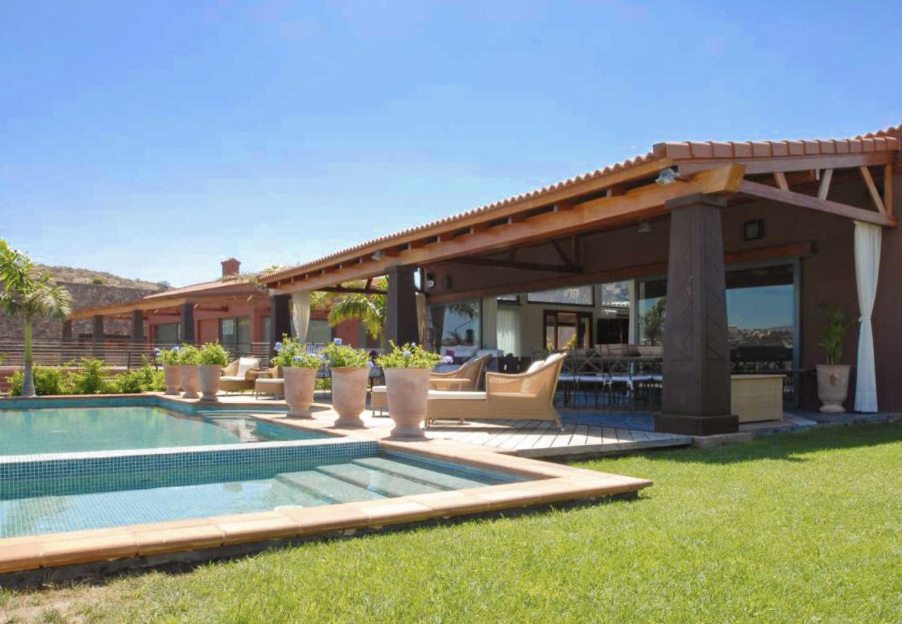 Villa en San Bartolomé de Tirajana - GC0271 Espectacular villa con piscina privada en Salobre