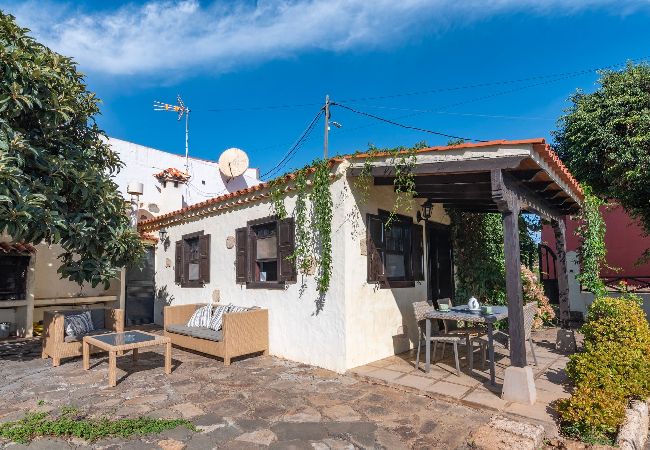 Landhaus in Vega de San Mateo - GC0143 Ferienhaus mit privatem Pool bei San Mateo Landhaus in Vega de San Mateo - GC0143 Ferienhaus mit privatem Pool bei San Mateo