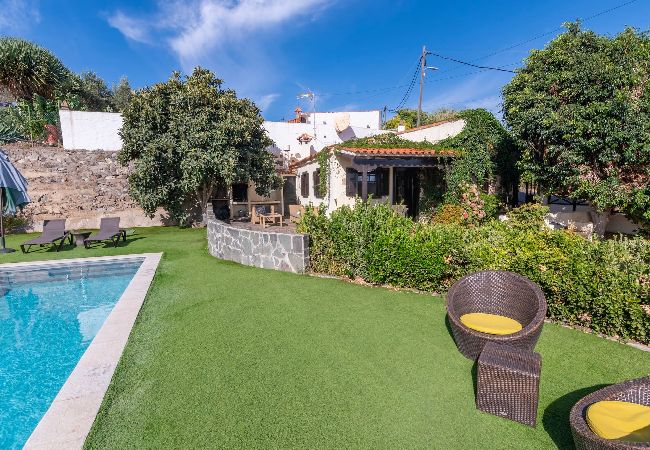 Landhaus in Vega de San Mateo - GC0143 Ferienhaus mit privatem Pool bei San Mateo Landhaus in Vega de San Mateo - GC0143 Ferienhaus mit privatem Pool bei San Mateo