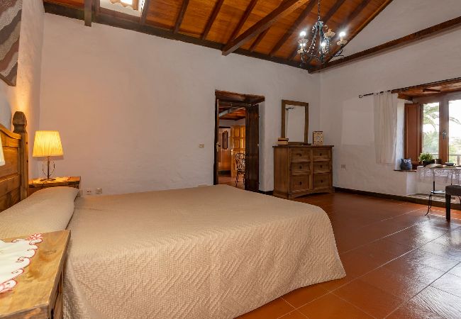 Ferienhaus in Santa Lucía de Tirajana - GC0242 Ferienhaus mit privatem Pool bei Santa Lucía Ferienhaus in Santa Lucía de Tirajana - GC0242 Ferienhaus mit privatem Pool bei Santa Lucía