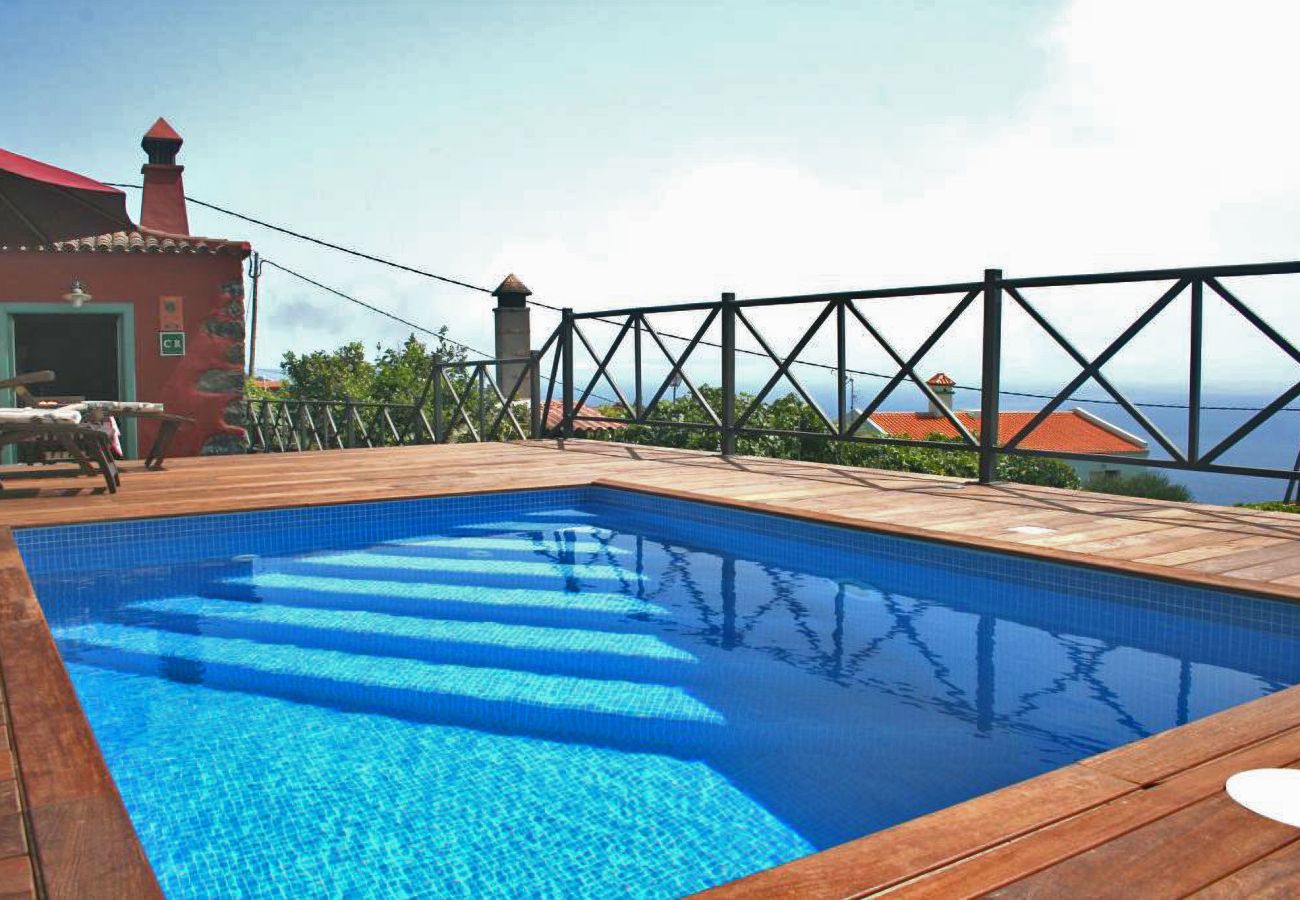 Landhaus in Fuencaliente - LP1084 Ferienhaus mit privatem Pool in Fuencaliente