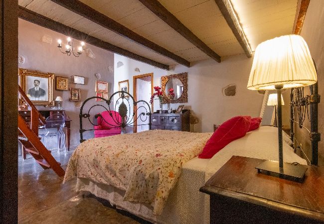 Cottage in Moya - GC0001 Vakantiehuis met gedeeld zwembad in Fontanales Cottage in Moya - GC0001 Vakantiehuis met gedeeld zwembad in Fontanales