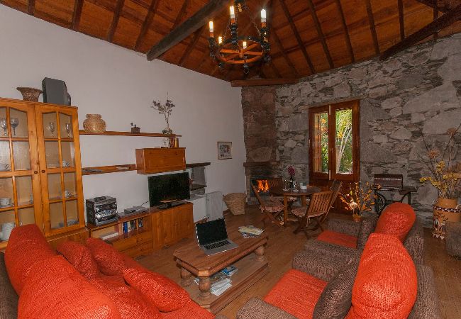 Cottage in San Bartolomé de Tirajana - GC0260 Vakantiehuis met prive zwembad in San Bartolome Cottage in San Bartolomé de Tirajana - GC0260 Vakantiehuis met prive zwembad in San Bartolome