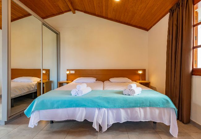 Huis in Mogán - GC0283 Vakantiehuis met gedeeld zwembad in Mogán Huis in Mogán - GC0283 Vakantiehuis met gedeeld zwembad in Mogán