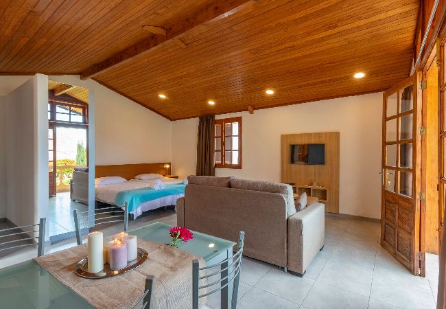 Huis in Mogán - GC0283 Vakantiehuis met gedeeld zwembad in Mogán Huis in Mogán - GC0283 Vakantiehuis met gedeeld zwembad in Mogán