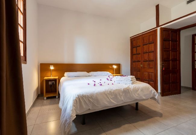 Huis in Mogán - GC0285 Vakantiehuis met gedeeld zwembad in Mogán Huis in Mogán - GC0285 Vakantiehuis met gedeeld zwembad in Mogán
