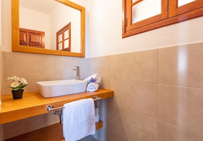 Huis in Mogán - GC0285 Vakantiehuis met gedeeld zwembad in Mogán Huis in Mogán - GC0285 Vakantiehuis met gedeeld zwembad in Mogán