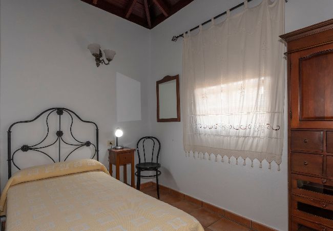 Cottage in Tazacorte - LP1103 Vakantiehuis met privé zwembad in  Tazacorte Cottage in Tazacorte - LP1103 Vakantiehuis met privé zwembad in  Tazacorte