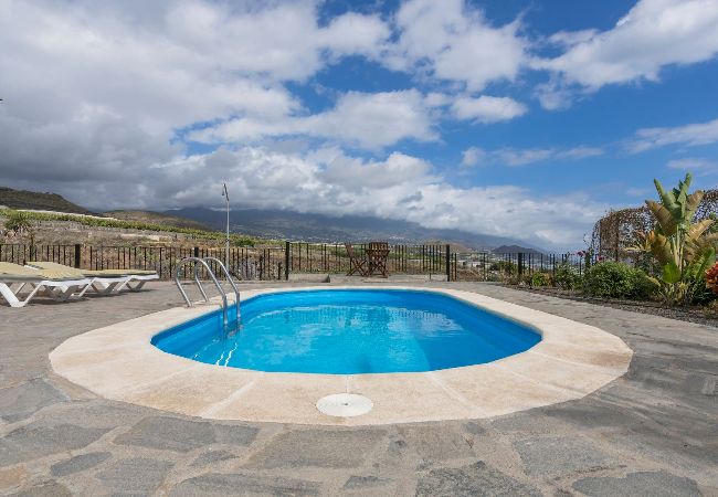 Cottage in Tazacorte - LP1103 Vakantiehuis met privé zwembad in  Tazacorte Cottage in Tazacorte - LP1103 Vakantiehuis met privé zwembad in  Tazacorte
