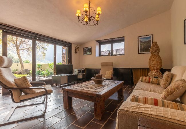 Huis in Agaete - GC0369 Vakantiehuis met privé zwembad in El Risco Huis in Agaete - GC0369 Vakantiehuis met privé zwembad in El Risco