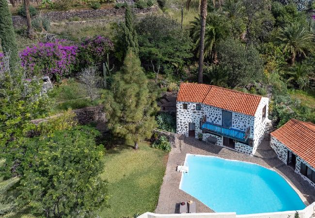 Huis in Agaete - GC0369 Vakantiehuis met privé zwembad in El Risco Huis in Agaete - GC0369 Vakantiehuis met privé zwembad in El Risco