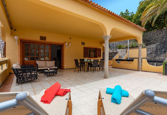 House in Mogán - GC0285 Holiday house with shared pool in Mogán House in Mogán - GC0285 Holiday house with shared pool in Mogán