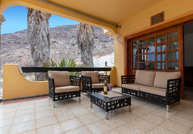 House in Mogán - GC0285 Holiday house with shared pool in Mogán House in Mogán - GC0285 Holiday house with shared pool in Mogán