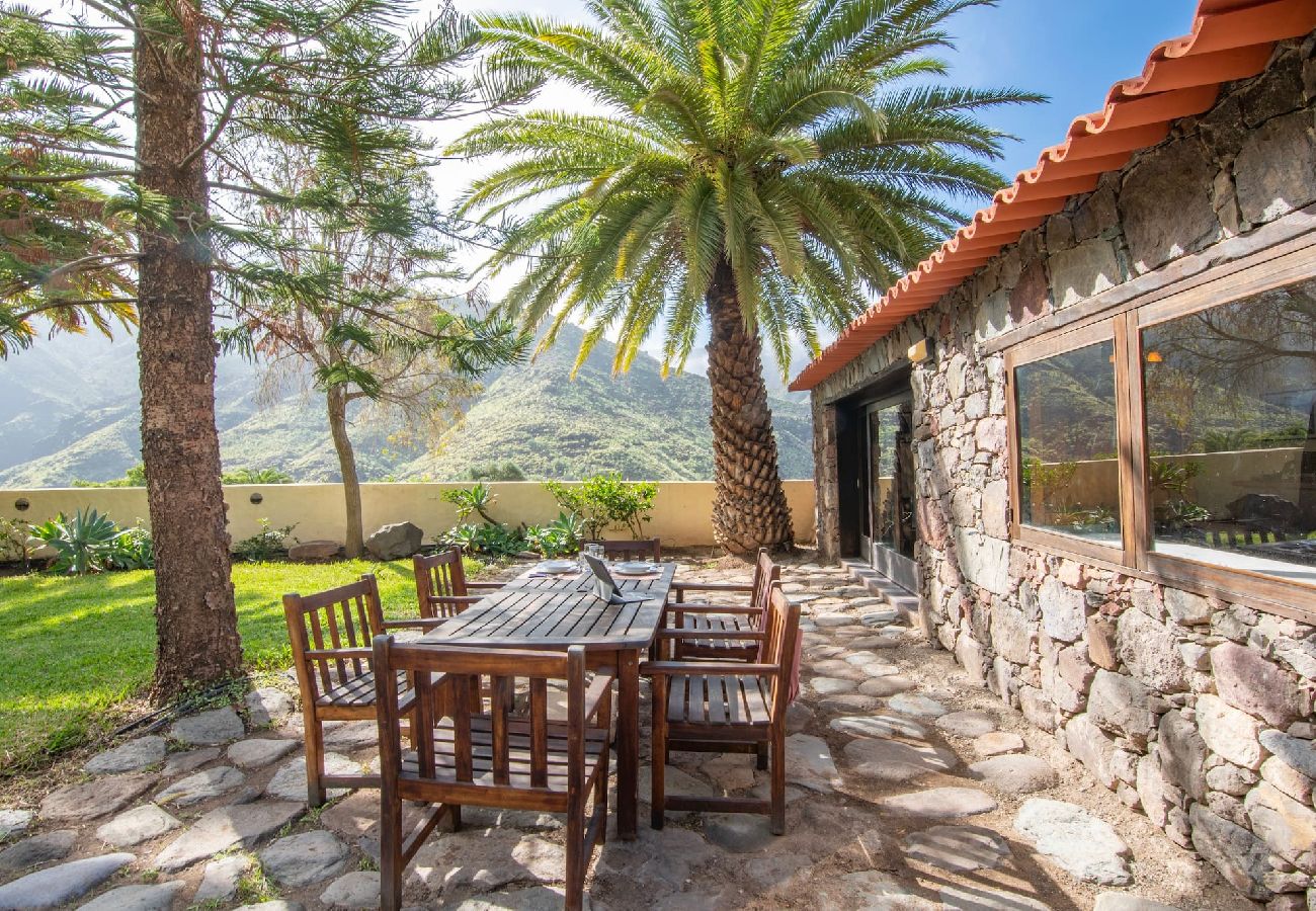 House in Agaete - GC0369 Holiday cottage with private pool in El Risco