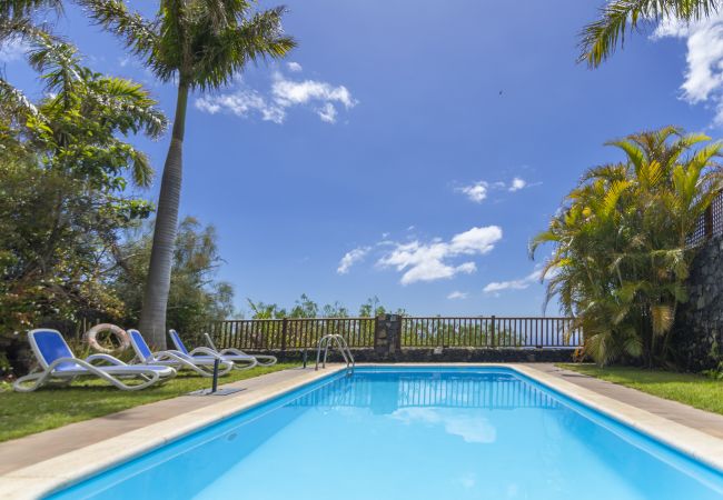 Cottage in Villa de Mazo - LP1062 Holiday cottage with shared pool in Mazo Cottage in Villa de Mazo - LP1062 Holiday cottage with shared pool in Mazo