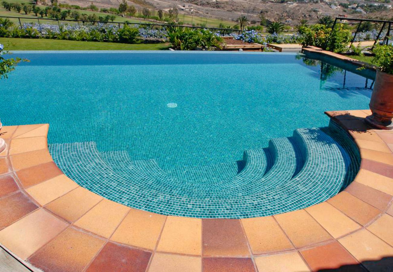 Villa à San Bartolomé de Tirajana - GC0271 Villa spectaculaire avec piscine privée à Salobre