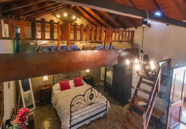 Casa rurale a Moya - GC0001 Casa vacanze con piscina in comune a Fontanales Casa rurale a Moya - GC0001 Casa vacanze con piscina in comune a Fontanales