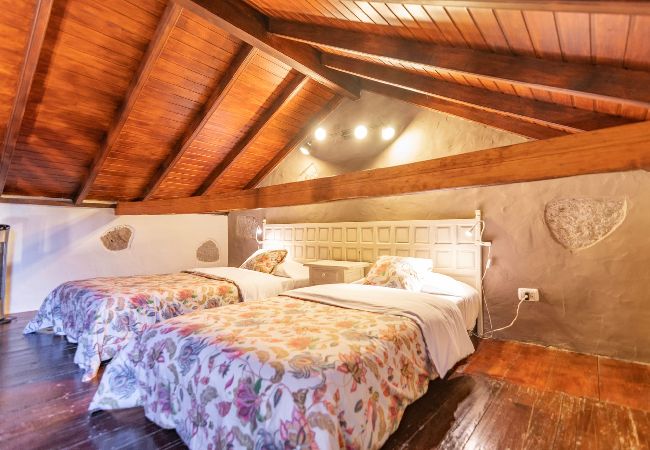 Casa rurale a Moya - GC0001 Casa vacanze con piscina in comune a Fontanales Casa rurale a Moya - GC0001 Casa vacanze con piscina in comune a Fontanales