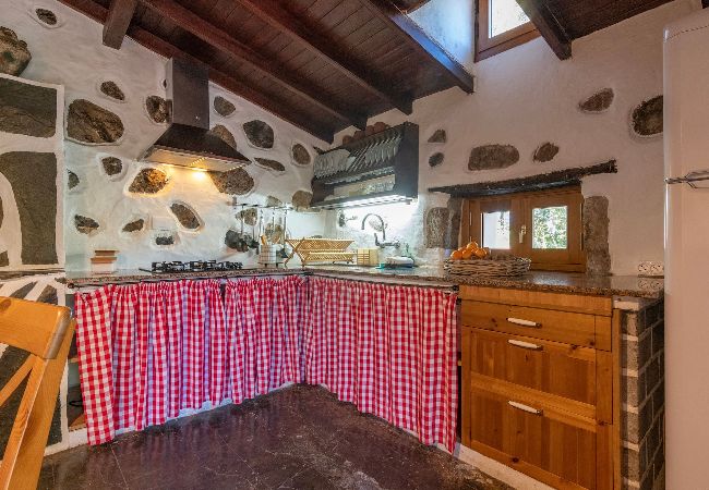 Casa rurale a Moya - GC0001 Casa vacanze con piscina in comune a Fontanales Casa rurale a Moya - GC0001 Casa vacanze con piscina in comune a Fontanales