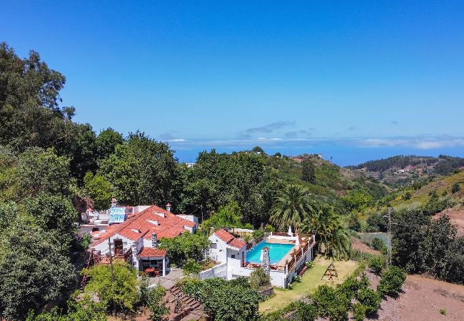 Casa rurale a Moya - GC0001 Casa vacanze con piscina in comune a Fontanales Casa rurale a Moya - GC0001 Casa vacanze con piscina in comune a Fontanales