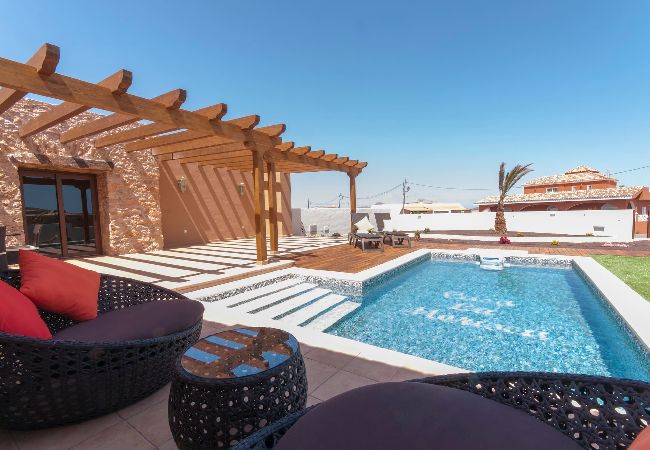 Casa rurale a Tuineje - FV4301 Casa per vacanze con piscina privata a Tuineje Casa rurale a Tuineje - FV4301 Casa per vacanze con piscina privata a Tuineje