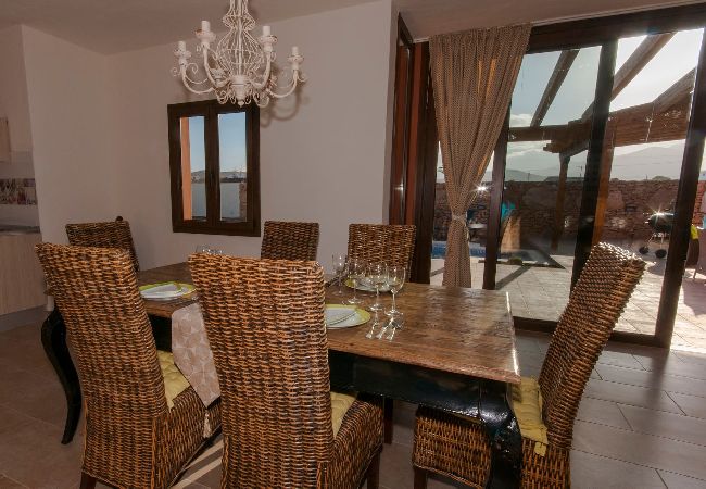 Casa rurale a Tuineje - FV4300 Casa per vacanze con piscina privata a Tuineje Casa rurale a Tuineje - FV4300 Casa per vacanze con piscina privata a Tuineje