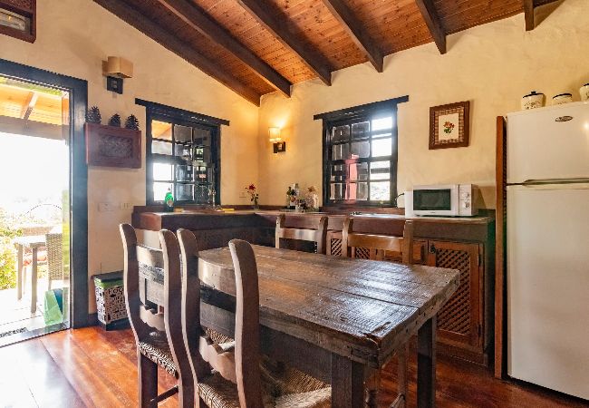 Casa rurale a Vega de San Mateo - GC0143 Casale per vacanze con piscina privata a San Mateo Casa rurale a Vega de San Mateo - GC0143 Casale per vacanze con piscina privata a San Mateo