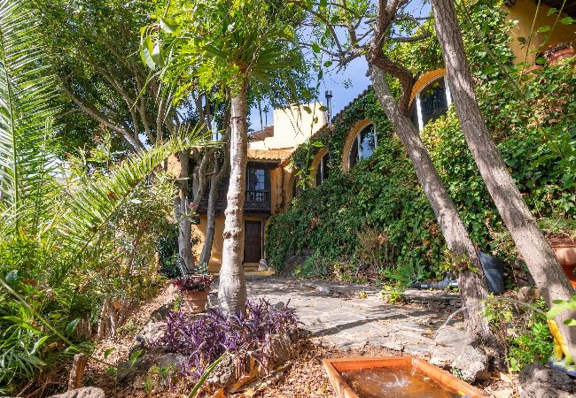 Casa a Santa Brígida - GC0125 Casa per vacanze a El Madroñal Casa a Santa Brígida - GC0125 Casa per vacanze a El Madroñal