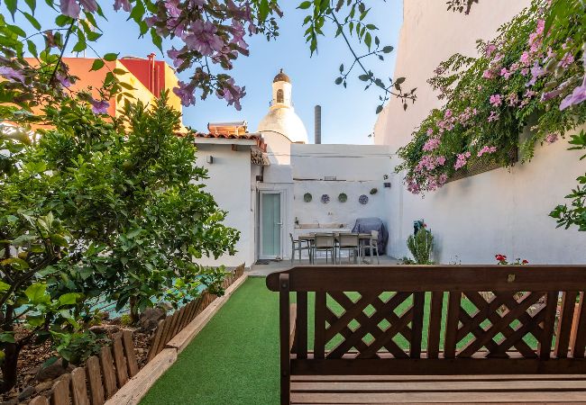 Casa a Ingenio - GC0201 Casetta per vacanze nel centro del paese di Ingenio Casa a Ingenio - GC0201 Casetta per vacanze nel centro del paese di Ingenio