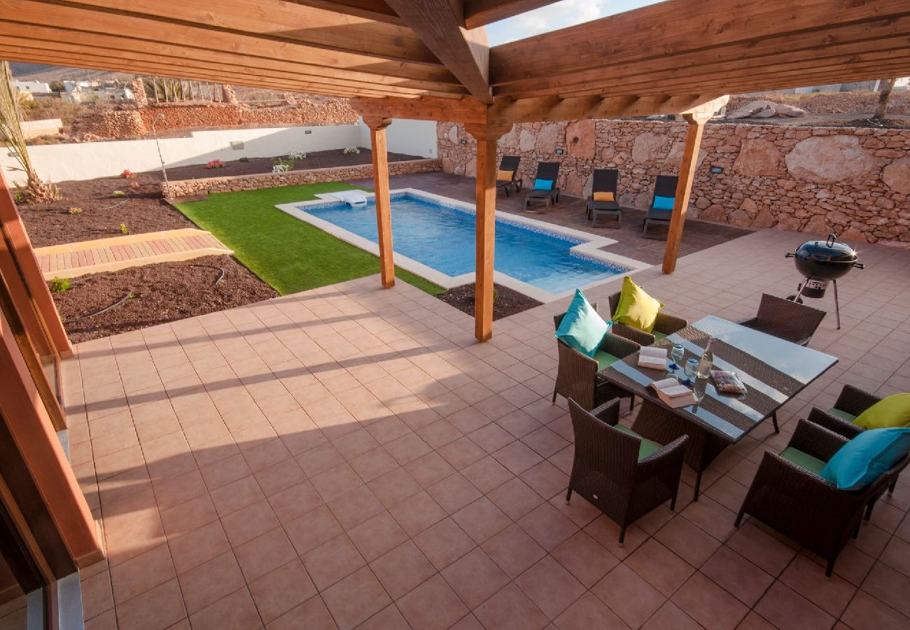 Cottage in Tuineje - FV4300 Vakantiehuis met prive zwembad in Tuineje