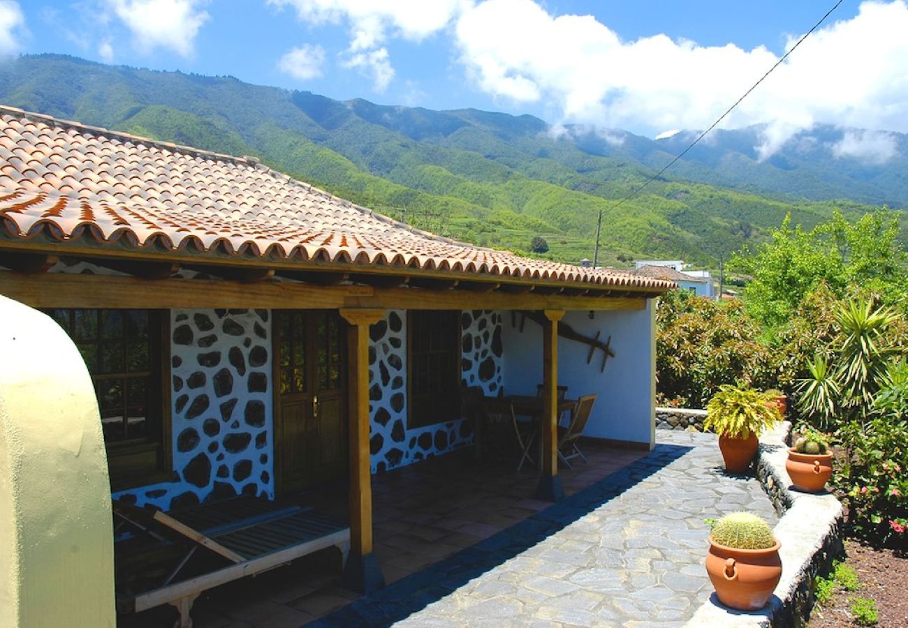 Cottage in Breña Alta - LP1020 Vakantiehuis in Breña Alta