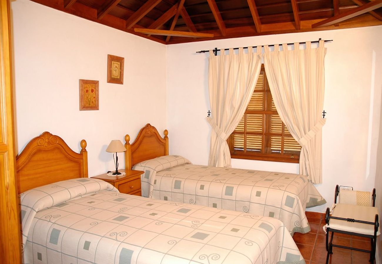 Cottage in Breña Alta - LP1020 Vakantiehuis in Breña Alta