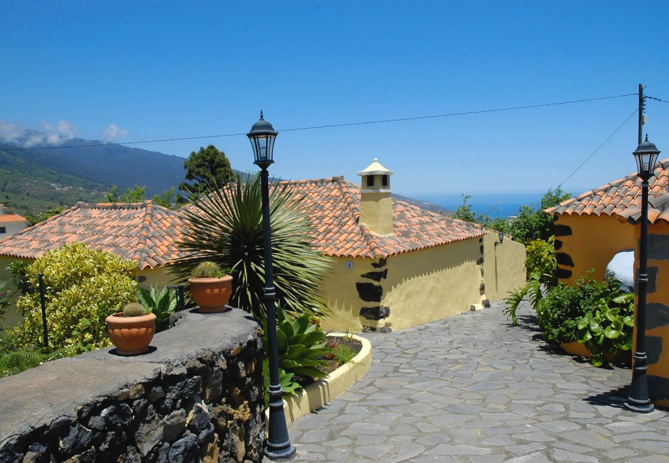 Cottage in Breña Alta - LP1020 Vakantiehuis in Breña Alta