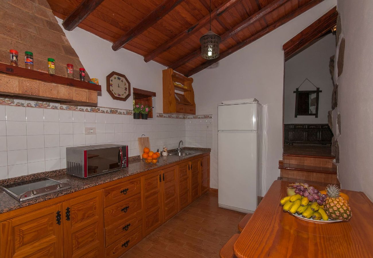 Cottage in San Bartolomé de Tirajana - GC0260 Vakantiehuis met prive zwembad in San Bartolome