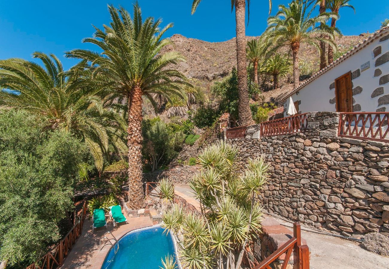 Cottage in San Bartolomé de Tirajana - GC0260 Vakantiehuis met prive zwembad in San Bartolome