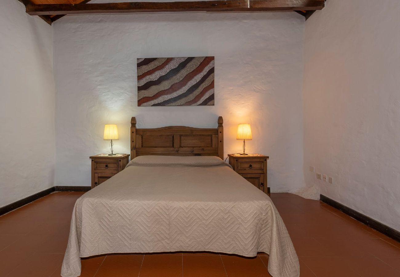 Huis in Santa Lucía de Tirajana - GC0242 Vakantiehuis met privé zwembad in Santa Lucía