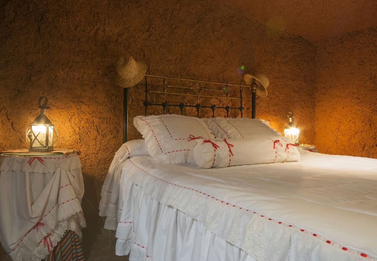 Cottage in Moya - GC0004 Gezellig grothuisje en privéjacuzzi in Fontanales