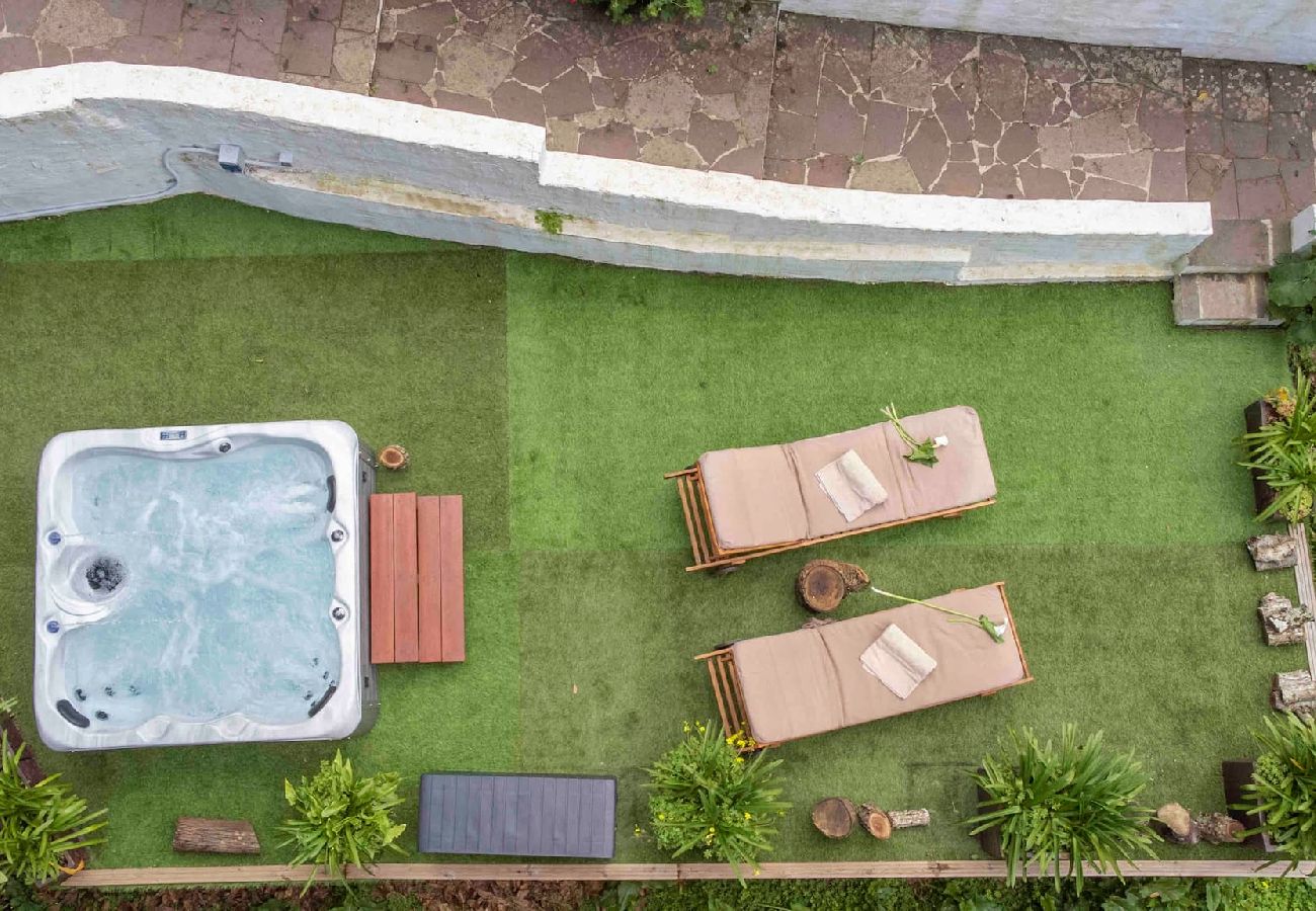 Cottage in Moya - GC0004 Gezellig grothuisje en privéjacuzzi in Fontanales