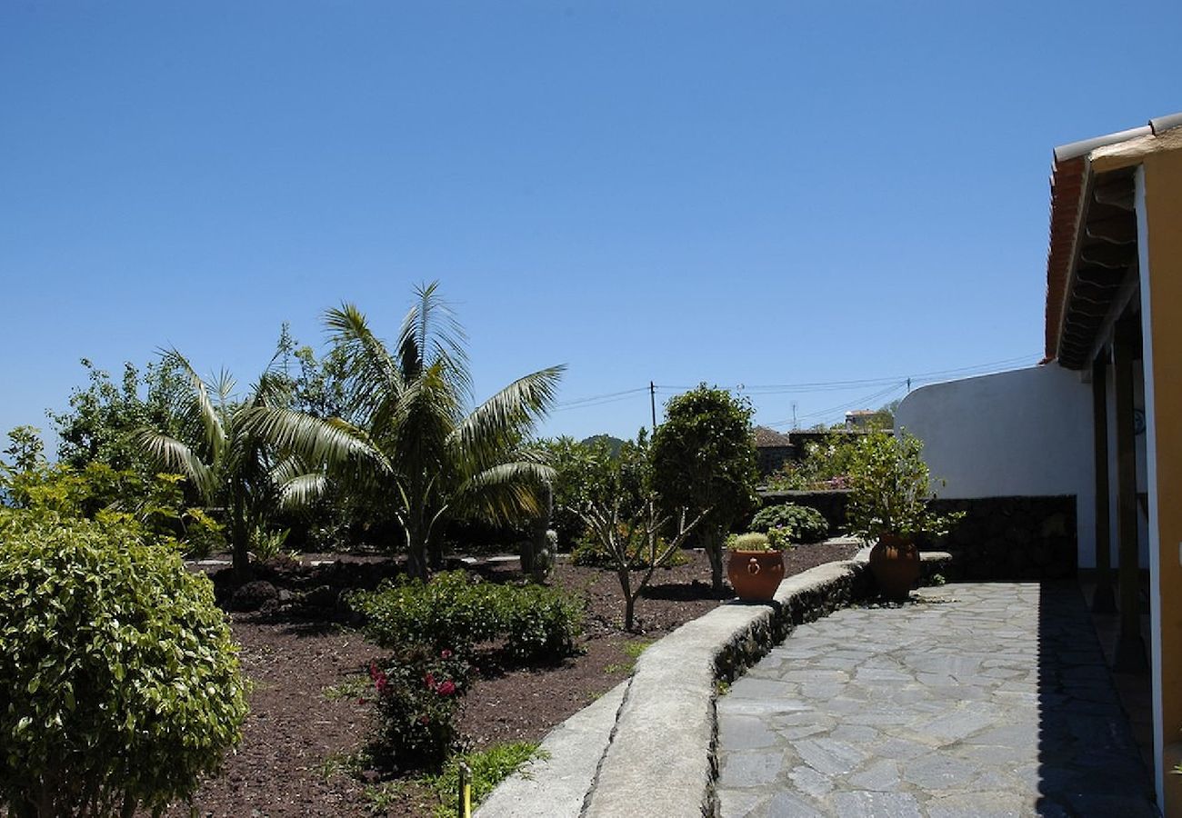 Cottage in Breña Alta - LP1021 Vakantiehuis in Breña Alta