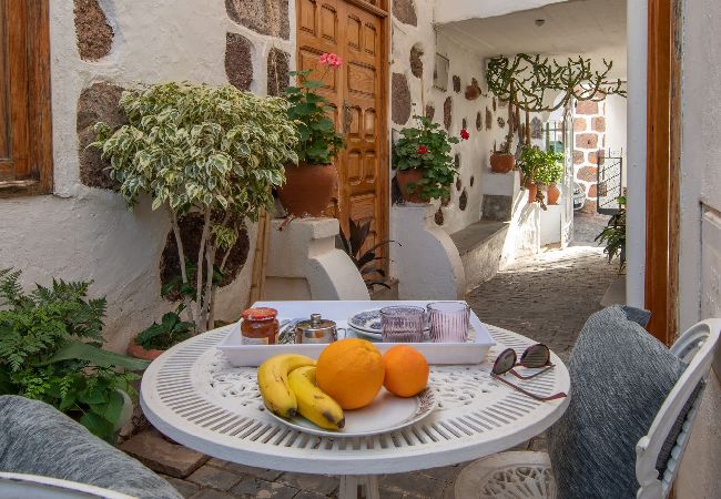 Huis in Santa Lucía de Tirajana - GC0250 Vakantiehuis in de stad Santa Lucia