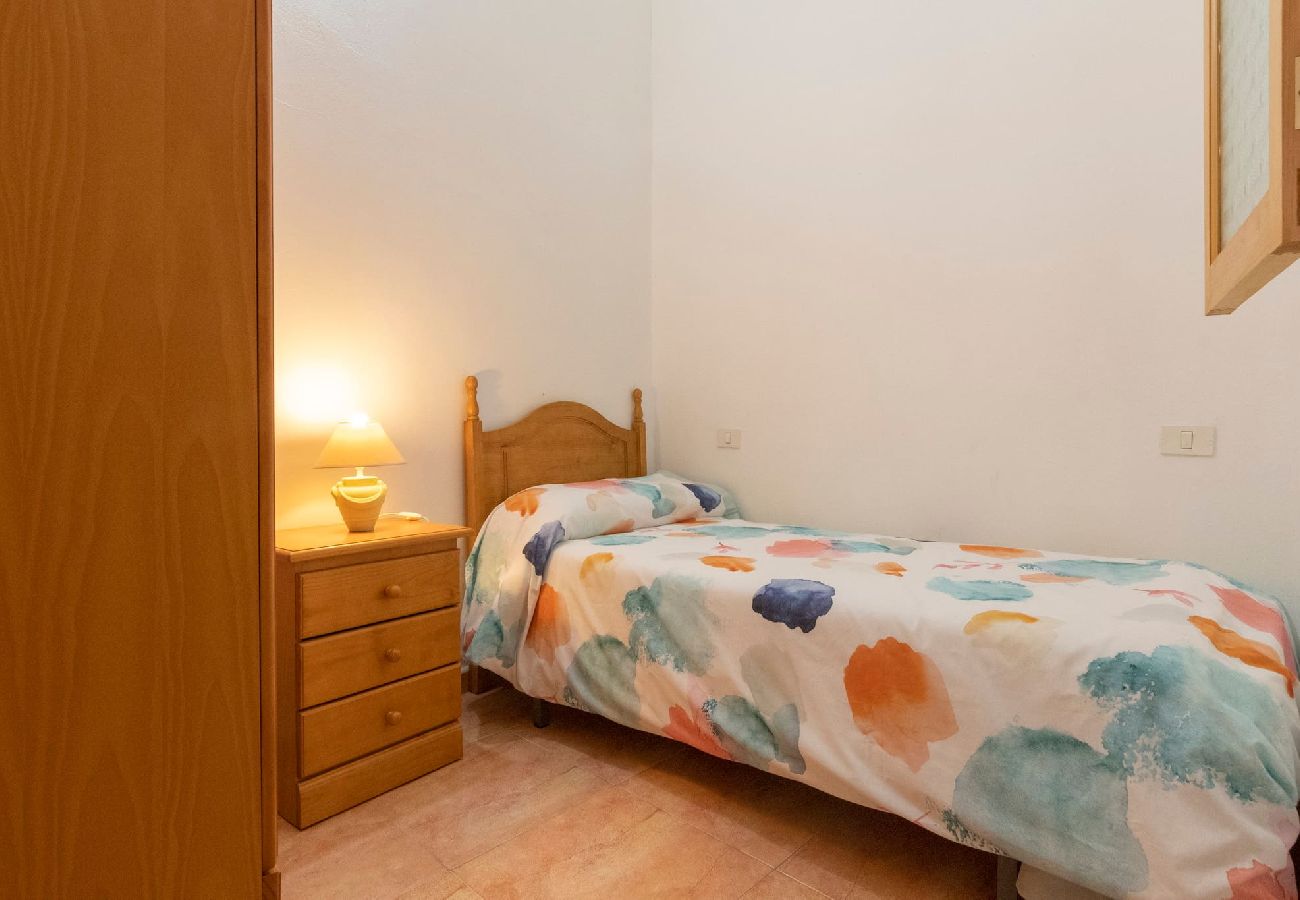 Huis in Santa Lucía de Tirajana - GC0250 Vakantiehuis in de stad Santa Lucia