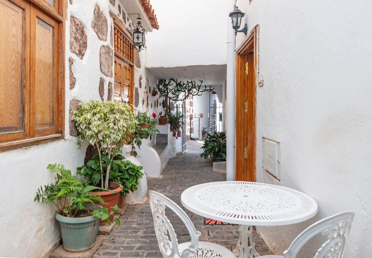 Huis in Santa Lucía de Tirajana - GC0250 Vakantiehuis in de stad Santa Lucia