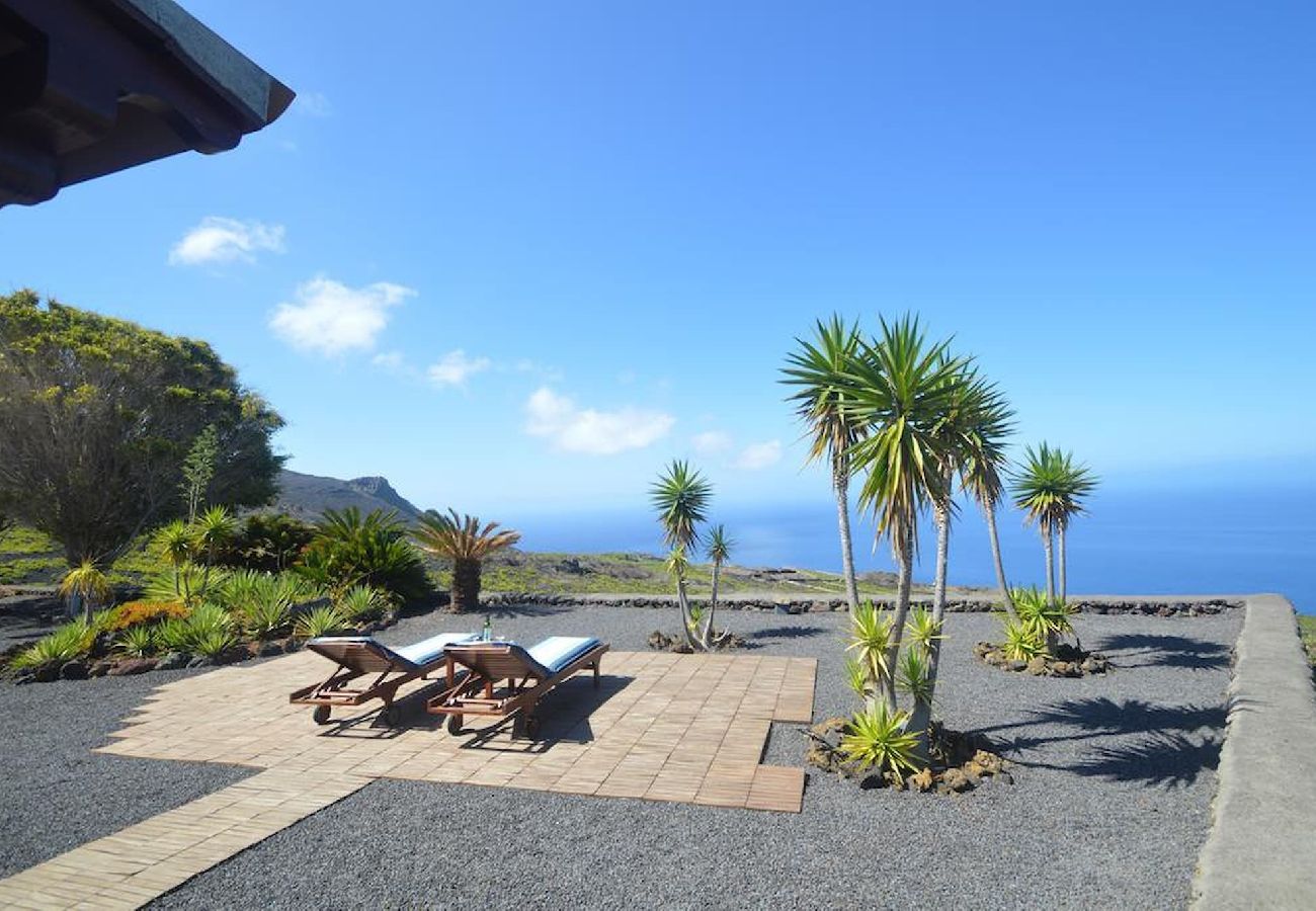 Cottage in Fuencaliente - LP1083 Vakantiehuis met uitzicht op zee in Fuencaliente