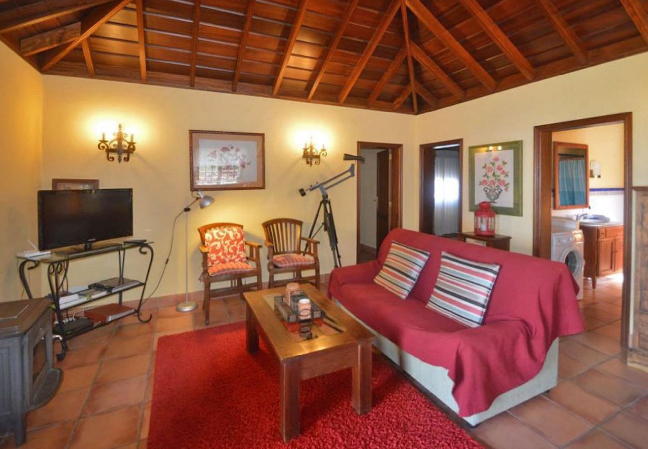 Cottage in Fuencaliente - LP1083 Vakantiehuis met uitzicht op zee in Fuencaliente