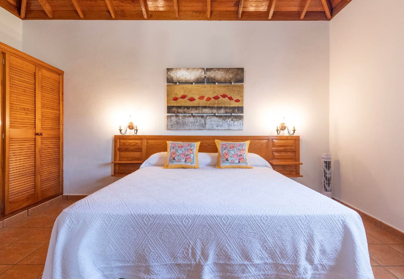 Huis in Los Llanos de Aridane - LP1126 Vakantiehuis met privé zwembad in Los Llanos