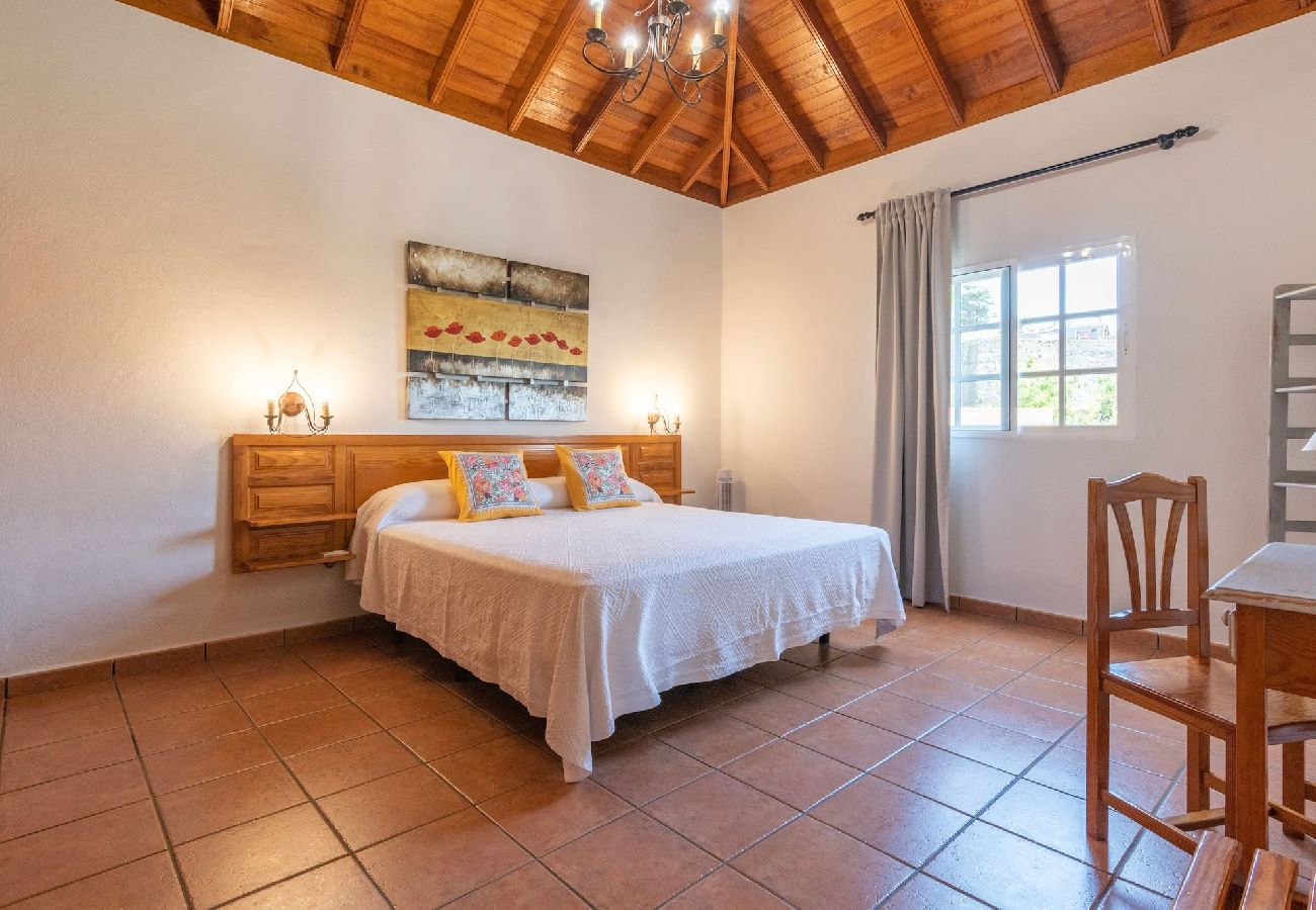 Huis in Los Llanos de Aridane - LP1126 Vakantiehuis met privé zwembad in Los Llanos