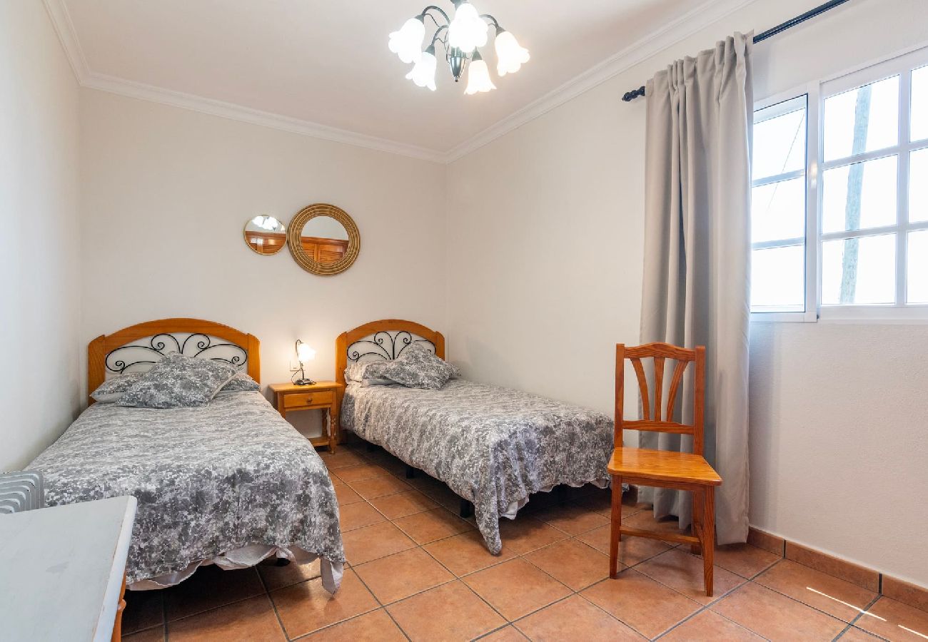 Huis in Los Llanos de Aridane - LP1126 Vakantiehuis met privé zwembad in Los Llanos