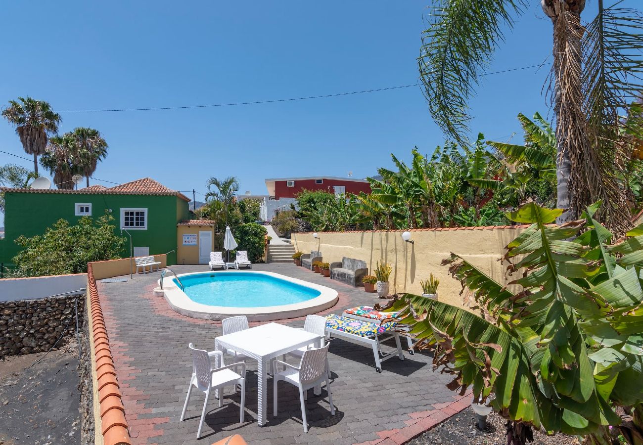 Huis in Los Llanos de Aridane - LP1126 Vakantiehuis met privé zwembad in Los Llanos